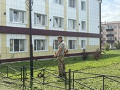 Сотрудники территориальных отделов продолжают наводить порядок